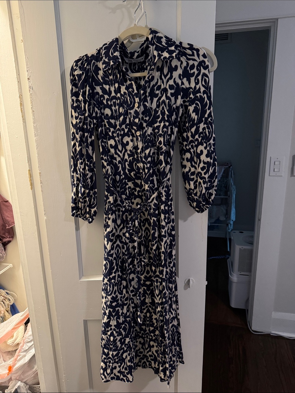 Zara - Navy and White Patterned Long Sleeve Midi Dress